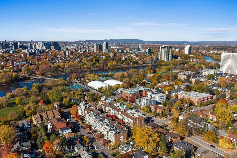 29354068/202d-1-columbus-avenue/overbrook/ottawa/ontario/K1K4L1_34