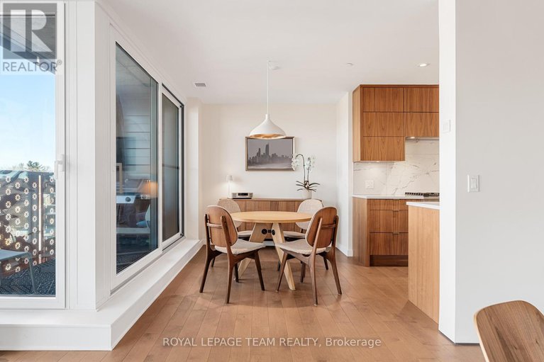 28408912/504-135-barrette-street/vanier/ottawa/ontario/K1L7Z9_18