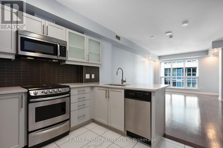 28873792/1306-195-besserer-street/sandy-hill/ottawa/ontario/K1N0B6_15