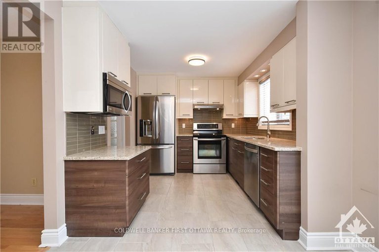 28600094/1883-des-prairies-avenue/queenswood-heights-south/ottawa/ontario/K1E2R5_12