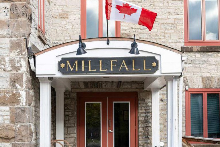 29093945/6-1-rosamond-street-e/almonte/mississippi-mills/ontario/K0A1A0_1