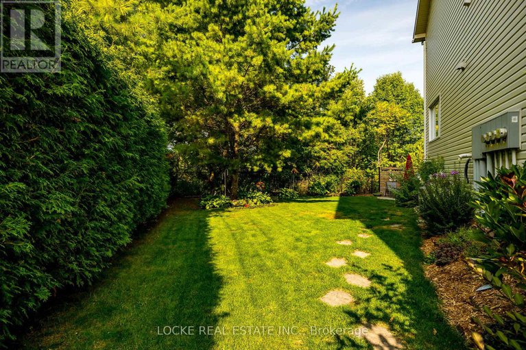 28872306/106-parkrose-private/chatelaine-village/ottawa/ontario/K4A0N8_37