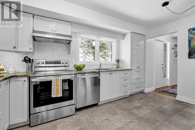 29356679/44-5-arbor-ridge/stittsville-central/ottawa/ontario/K2S1B9_16