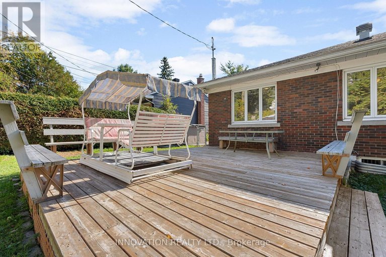 29599854/1811-hutton-avenue/elmvale-acres/ottawa/ontario/K1G1M1_29