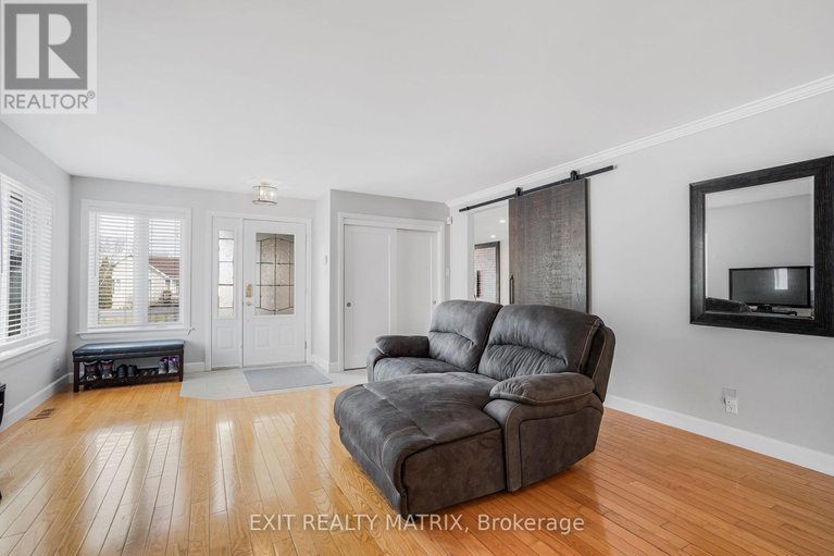 28191687/84-anik-street/alexandria/north-glengarry/ontario/K0C1A0_7
