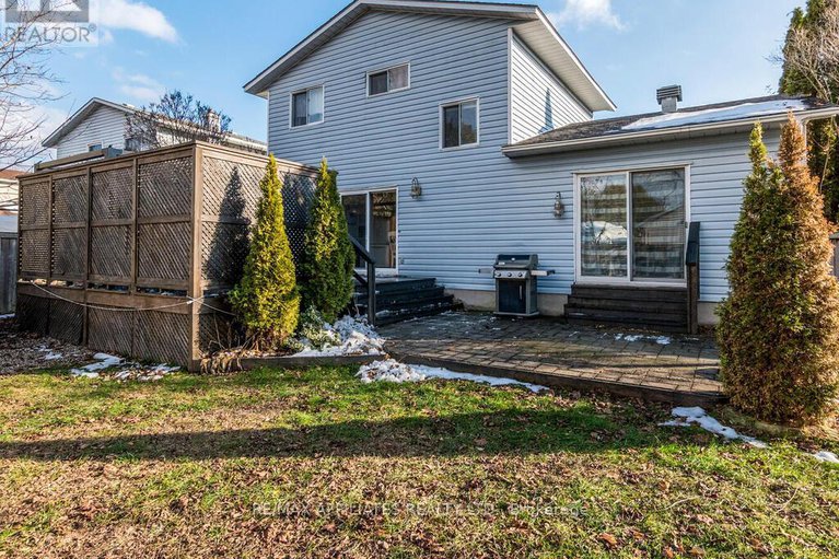 29135749/15-terry-fox-avenue/carleton-place/carleton-place/ontario/K7C4G2_31