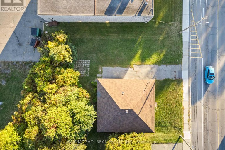 29397949/2709-laurier-street/town-of-rockland/clarence-rockland/ontario/K4K1A3_29