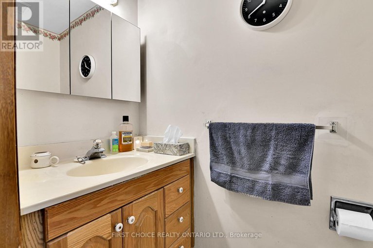29003190/1577-claymor-avenue/carleton-heights/ottawa/ontario/K2C1T4_23