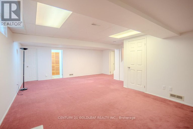 28627502/612-chenier-way/fallingbrookpineridge/ottawa/ontario/K4A1R1_39