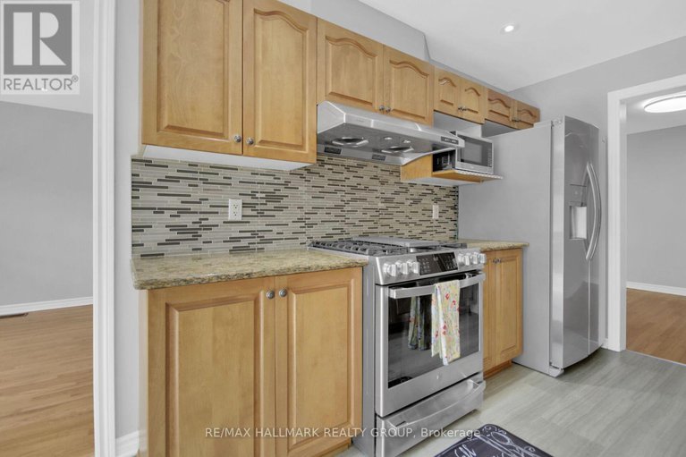 28731466/198-tandalee-crescent/emerald-meadowstrailwest/ottawa/ontario/K2M0A2_16