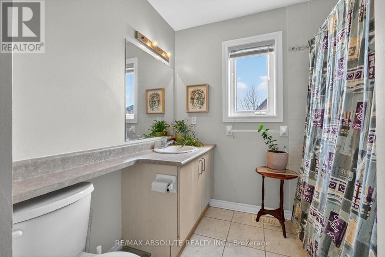 29485306/117-tall-pines-private/leslie-park/ottawa/ontario/K2H1H1_39