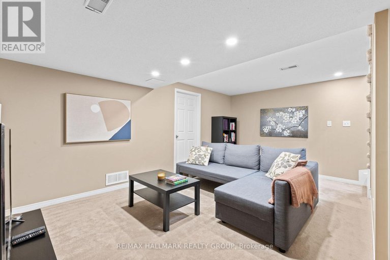 29392389/404-wisteria-crescent/riverside-south/ottawa/ontario/K1V0P1_37