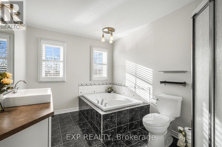 29386918/2092-melette-crescent/avalon-east/ottawa/ontario/K4A4X2_22