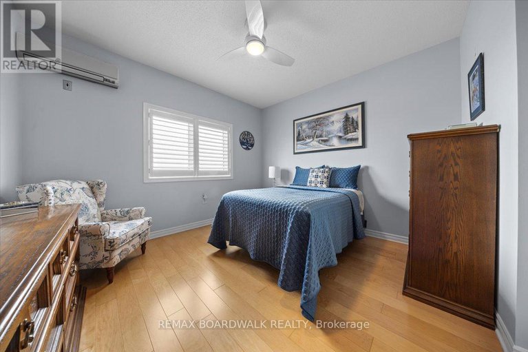 29439623/414-141-potts-private/notting-hillsummerside/ottawa/ontario/K4A0X9_20