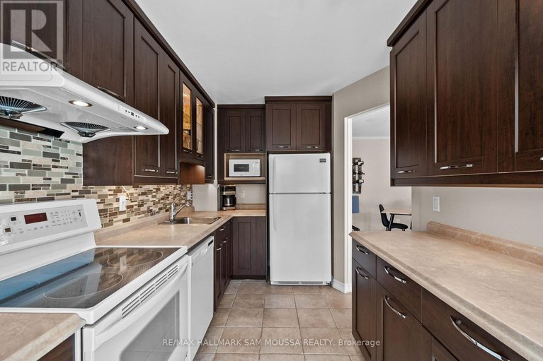 28791611/763-hancock-crescent/fallingbrookridgemount/ottawa/ontario/K4A3N1_15