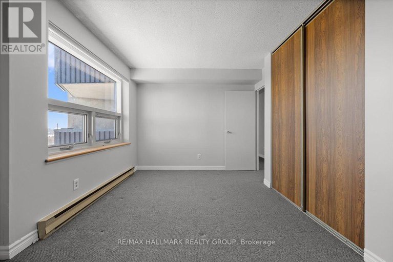 29399296/1403-900-dynes-road-s/carleton-square/ottawa/ontario/K2C3L6_15