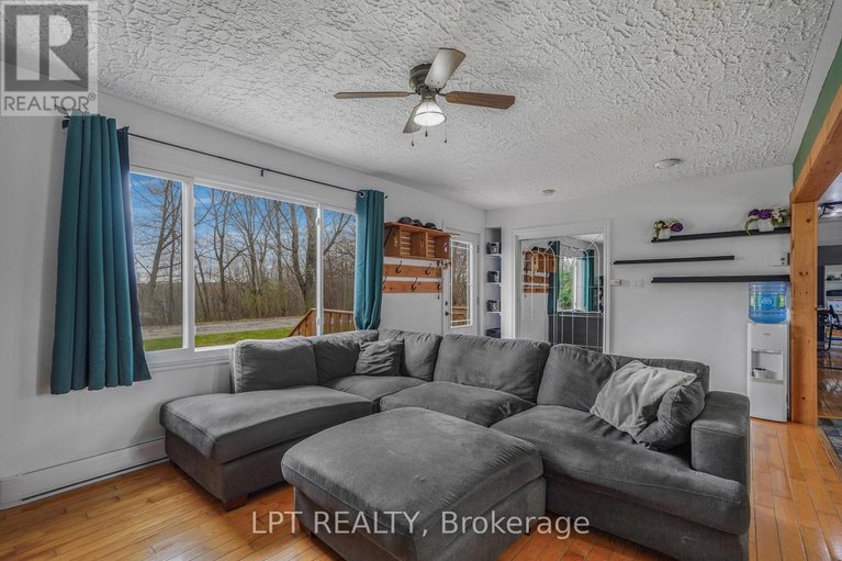 29688005/548-pharand-street/champlain-twp/champlain/ontario/K0B1K0_8