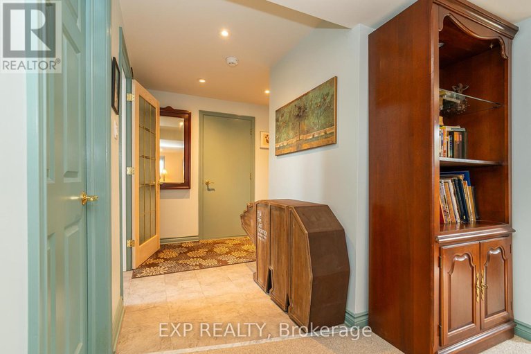 28844874/1828-lorraine-avenue/urbandale-acres/ottawa/ontario/K1H6Z8_32