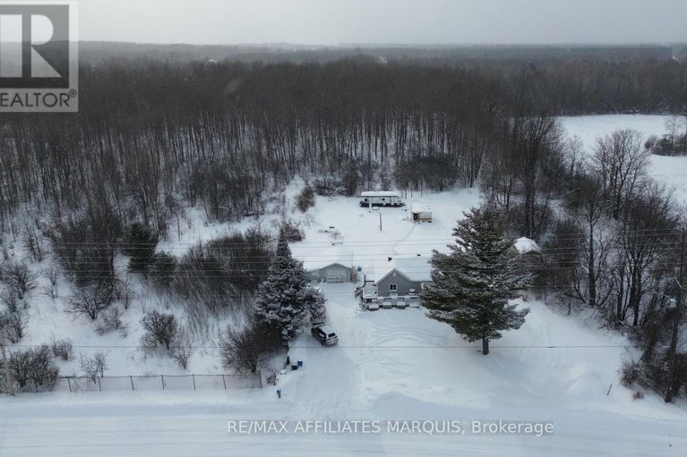 29294263/295-glenview-road/drummondnorth-elmsley-north-elmsley-twp/drummondnorth-elmsley/ontario/K7A4S4_26