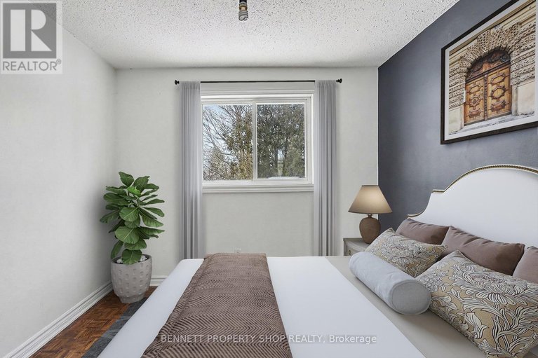 29596738/41-209-ridgepark-private/meadowlandscrestview/ottawa/ontario/K2G1H1_6