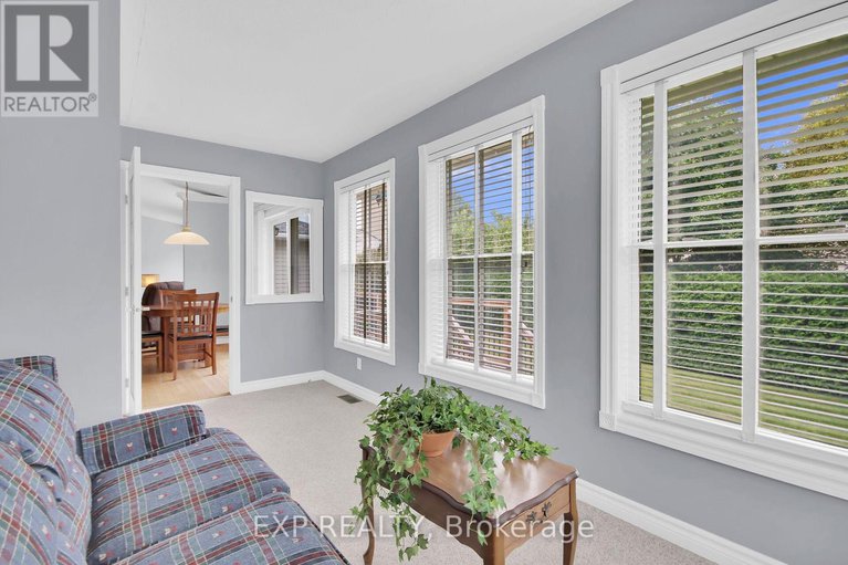 28795569/40-evelyn-street/almonte/mississippi-mills/ontario/K0A1A0_20