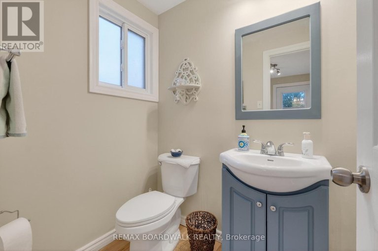 29607397/7925-jeanne-darc-boulevard-n/orleans-wood/ottawa/ontario/K1C2C7_15