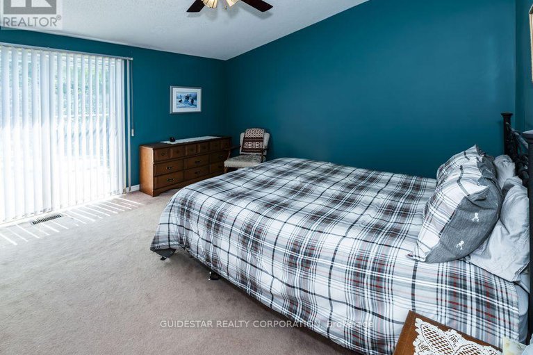 28605194/20-henry-goulburn-way/stittsville-south/ottawa/ontario/K2S1P2_16