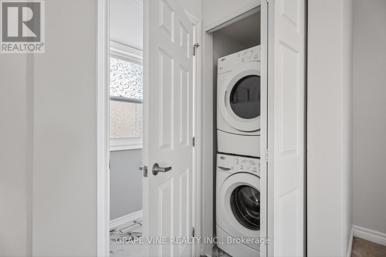 29425305/750-sanibel-private/westcliffe-estates/ottawa/ontario/K2H0A8_16