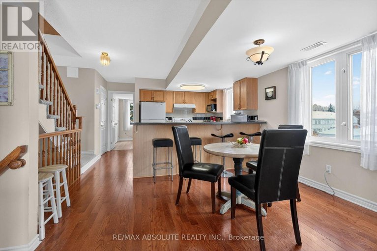 29681192/117-tall-pines-private/leslie-park/ottawa/ontario/K2H1H1_9
