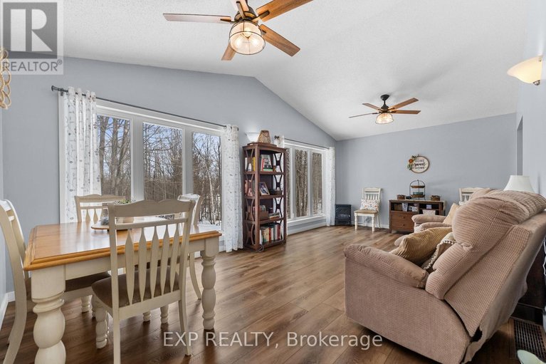 29556234/317-jim-barr-road/horton-twp/horton/ontario/K7V3Z8_9