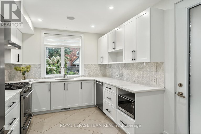 28884514/16-first-avenue/glebe/ottawa/ontario/K1S2G2_8