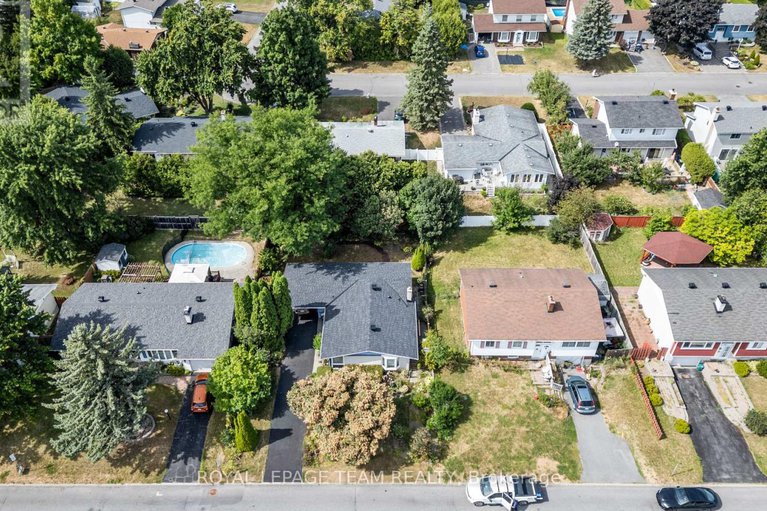28772681/153-david-drive/meadowlandsst-claire-gardens/ottawa/ontario/K2G2N6_32