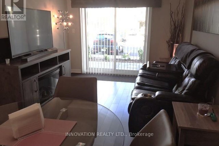 28647618/116-120-prestige-circle/chatelaine-village/ottawa/ontario/K4A1B4_8