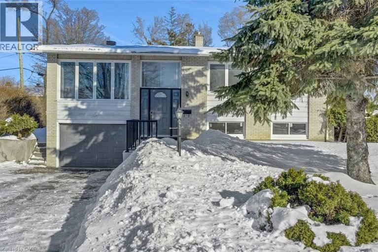 29633441/31-bellfield-street/ottawa/ontario/K2B6K7_1