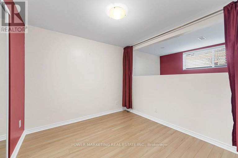 29071252/192-felicity-crescent/mer-bleuebradley-estatesanderson-park/ottawa/ontario/K1W0C2_26