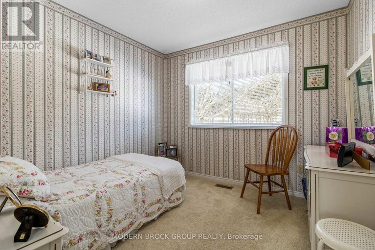 29289029/24-bernard-crescent/augusta-twp/augusta/ontario/K0E1P0_21