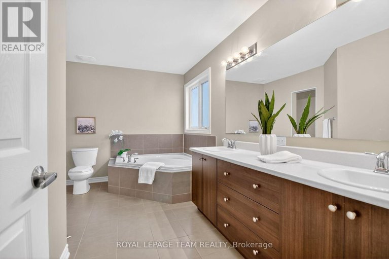 29592416/522-brigatine-avenue/stittsville-north/ottawa/ontario/K2S0P6_40