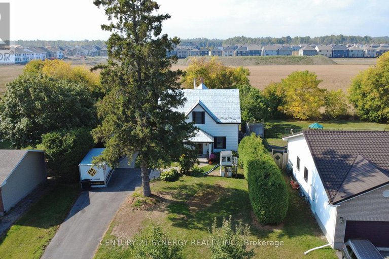 29205114/103-queen-charlotte-street/richmond/ottawa/ontario/K0A2Z0_40