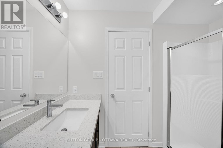 28762119/554-ashbourne-crescent/stonebridge/ottawa/ontario/K2J0P6_25