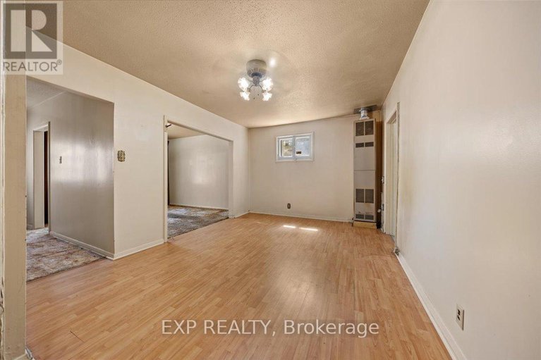 29111606/198-hinchey-avenue/mechanicsville/ottawa/ontario/K1Y1L7_8