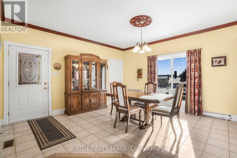 27814681/1854-principale-street/east-hawkesbury/ontario/K0B1A0_11