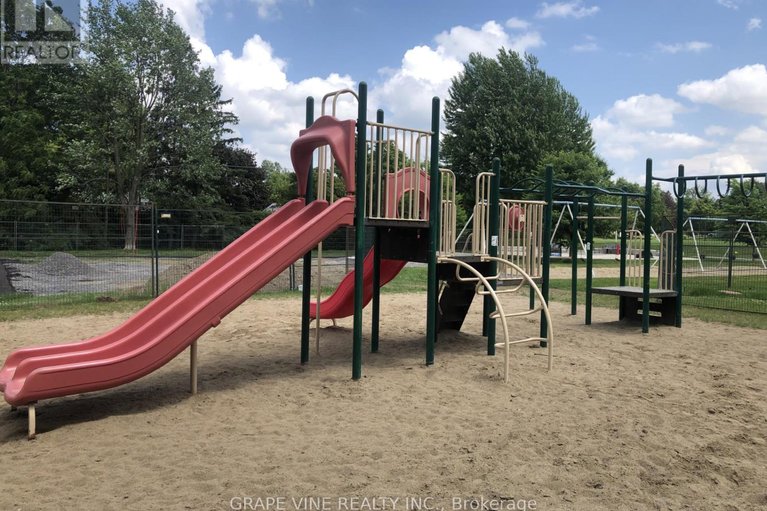 28621657/72-1250-mcwatters-road/queensway-terrace-southridgeview/ottawa/ontario/K2C3P5_18