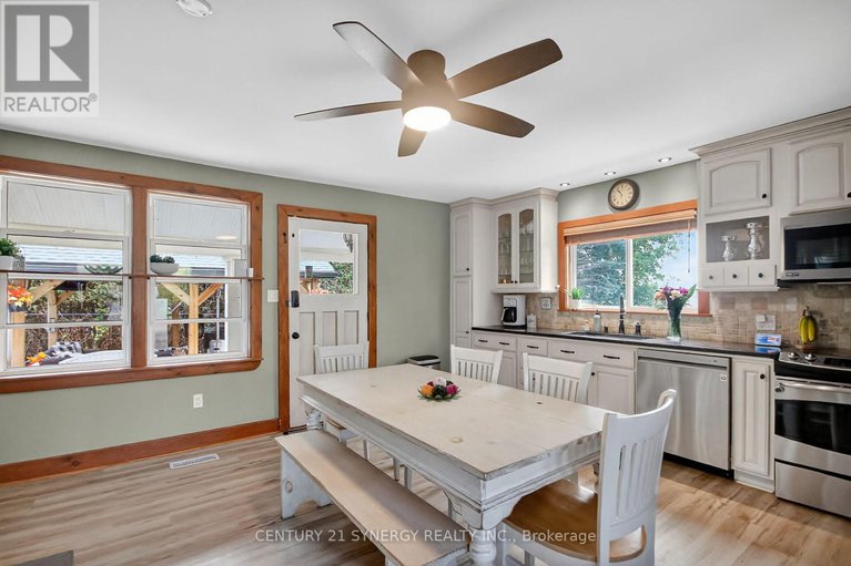 29043426/103-queen-charlotte-street/richmond/ottawa/ontario/K0A2Z0_15