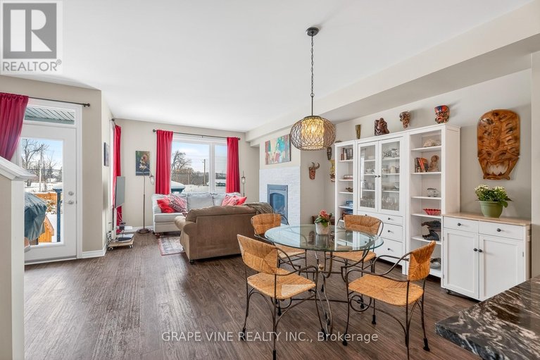 29642085/650-fisher-street/north-grenville-twp-kemptville-south/north-grenville/ontario/K0G1J0_15