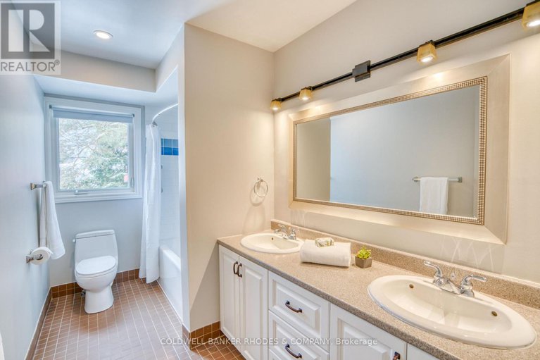 29414464/1858-sharel-drive/urbandale-acres/ottawa/ontario/K1H6W4_18