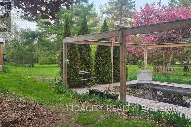 28837600/1910-beach-road/north-grenville-twp-kemptville-south/north-grenville/ontario/K0G1S0_47