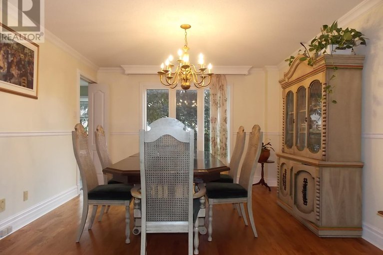 28795568/1804-robinwood-place/chapel-hill/ottawa/ontario/K1C6L4_9