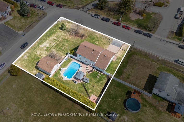 29639798/434-lemay-street/clarencerockland-twp/clarence-rockland/ontario/K0A1N0_5