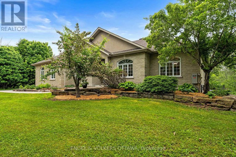 28434208/6196-elkwood-drive/greely/ottawa/ontario/K4P1M9_3
