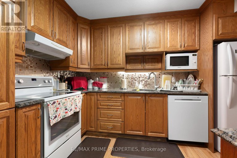 29374834/901-200-lafontaine-avenue/vanier/ottawa/ontario/K1L8K8_16